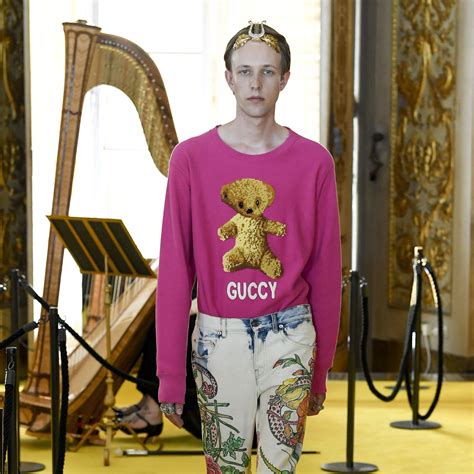 gucci robe fake